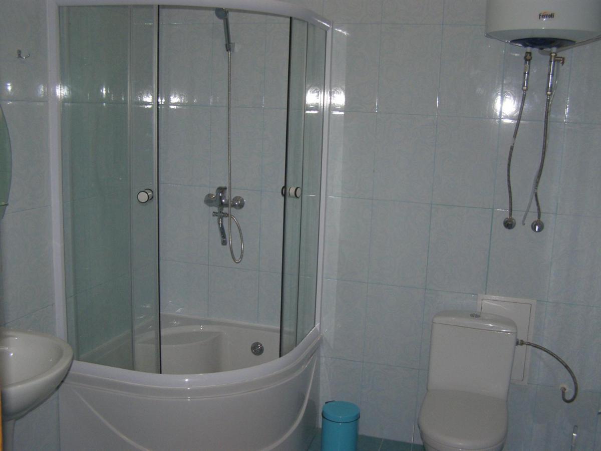 Adler Hotel Kiev Habitación foto